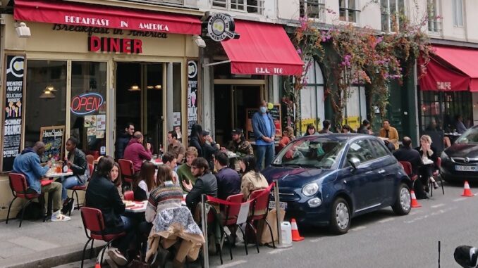 “let Them Eat Pancakes” – Enjoying An American Breakfast In Paris 